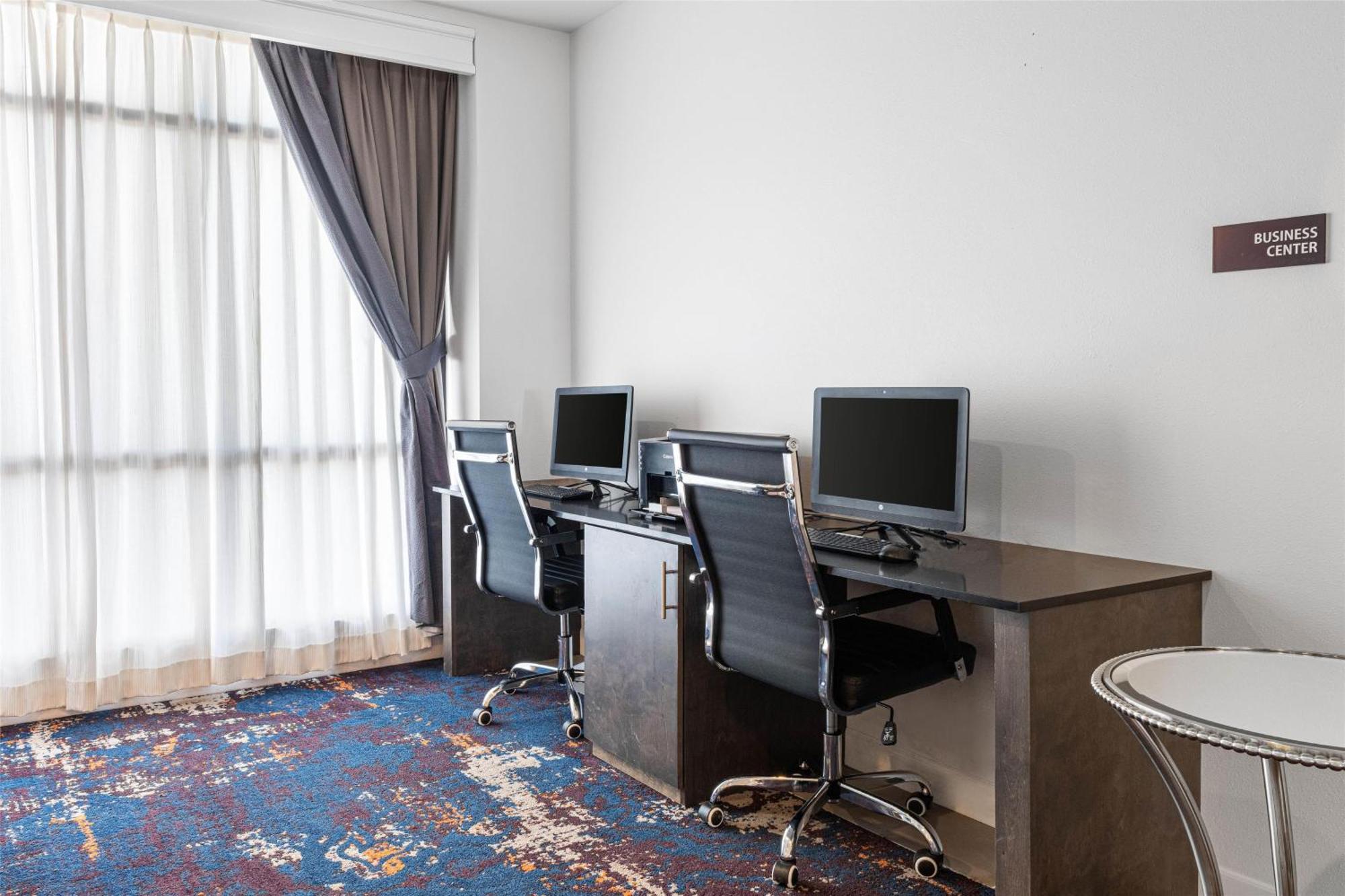Best Western Plus New Richmond Inn & Suites Buitenkant foto