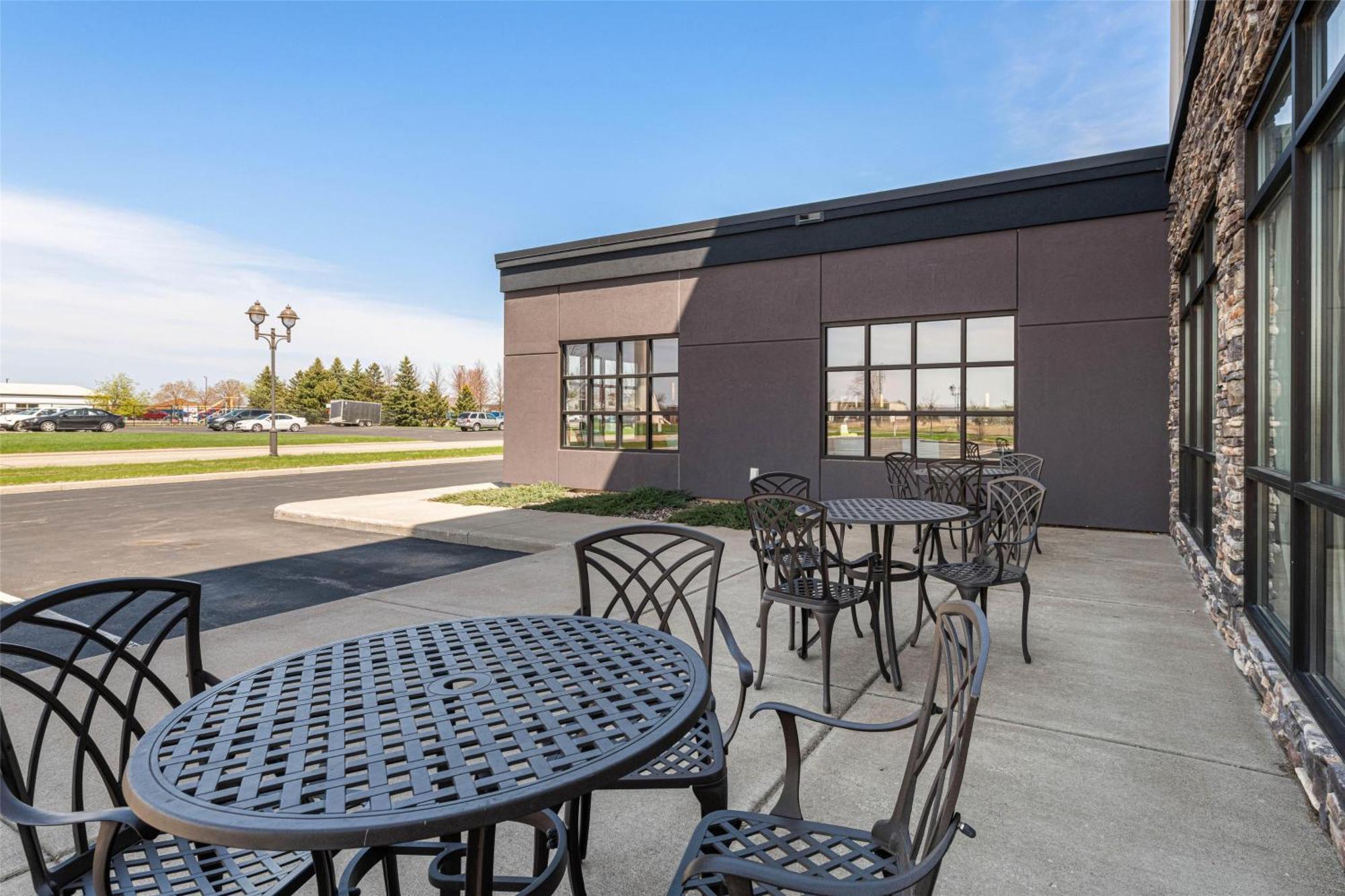 Best Western Plus New Richmond Inn & Suites Buitenkant foto